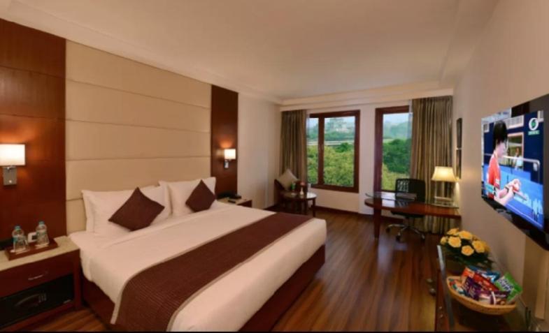Hotel Paramount Dźajpur Zewnętrze zdjęcie